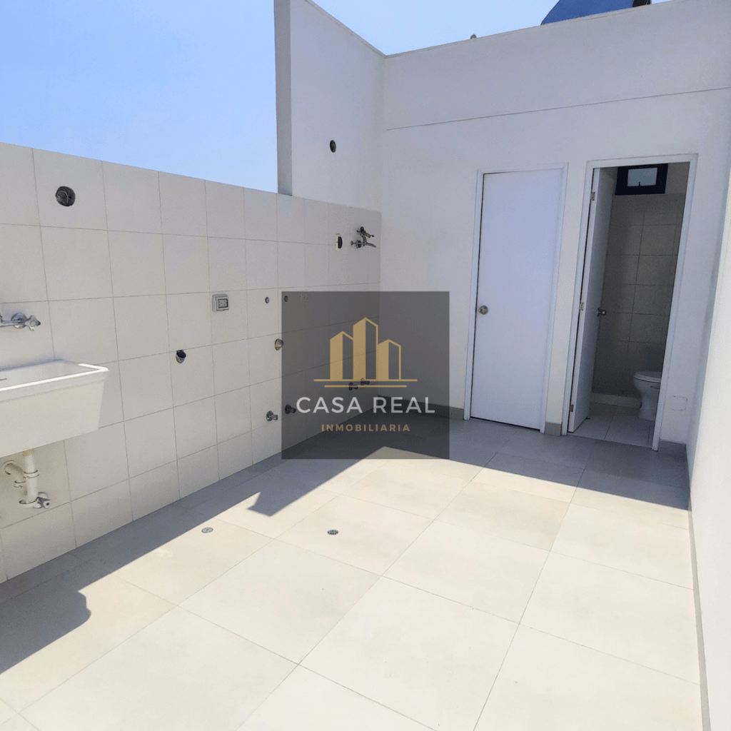 VENTA DE DUPLEX EN MIRAFLORES CON 3 DORMITORIOS Y TERRAZA DE ESTRENO 14