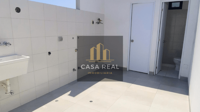 VENTA DE DUPLEX EN MIRAFLORES CON 3 DORMITORIOS Y TERRAZA DE ESTRENO 14