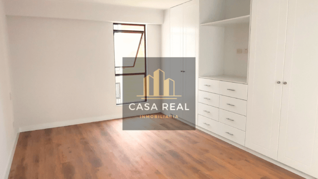 Venta de departamento en San Isidro de estreno 10