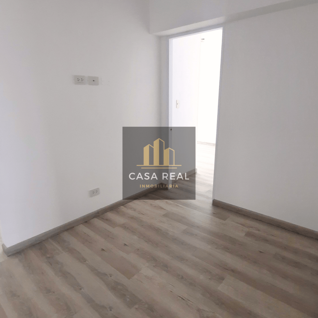 Venta de departamento en Miraflores cerca al Malecon 5