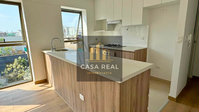 departamento en venta en Surco frente a parque 9